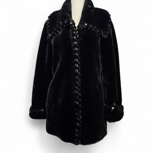 Vintage Jones New York Womens  Black Faux Fur Coat